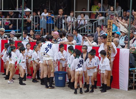 ふんどし祭り 女子|博多祇園山笠2024日程【注意！】女子の締め込み姿。